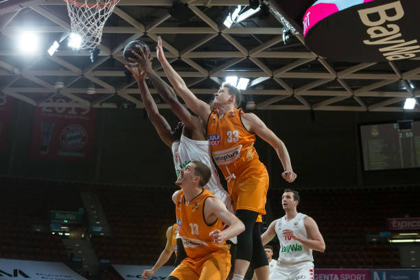 之间的竞争 之间的竞争